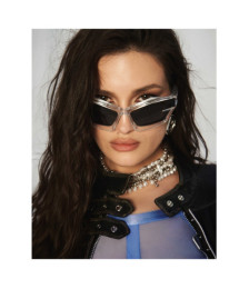 Shaderi robe et string